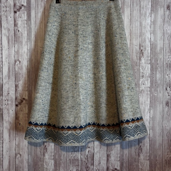 Mother Nature by Arpeja Dresses & Skirts - Vintage 70s Mother Nature by Arpeja A-Line Sweater Skirt